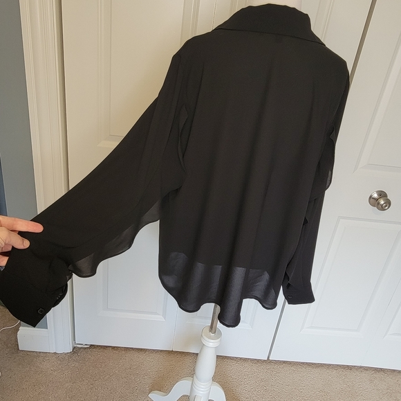 Eloquii Women's Plus Size Black Chiffon Collared Blouse with Flutter Trim - 18 - Picture 9 of 13